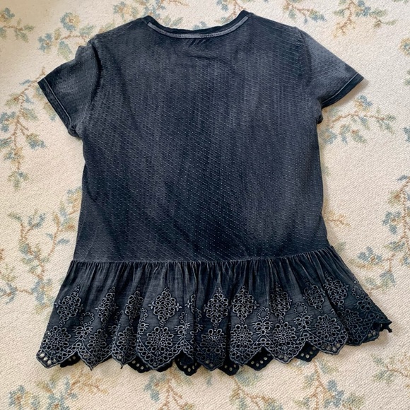 ALICE +OLIVIA Washed Pointelle Ruffled T-Shirt - Picture 3 of 7